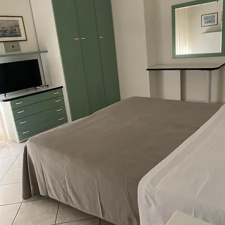 Hotel Ambassador Room Only - Self Check-In-2